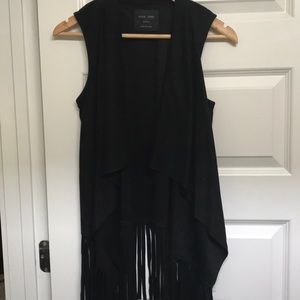 Trendy Black Fringe Vest (Size M)
